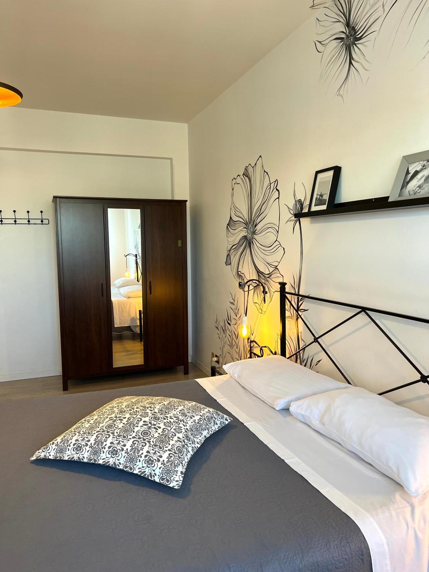Eufonia Vinyl Friendly Apartment Rome Exterior photo